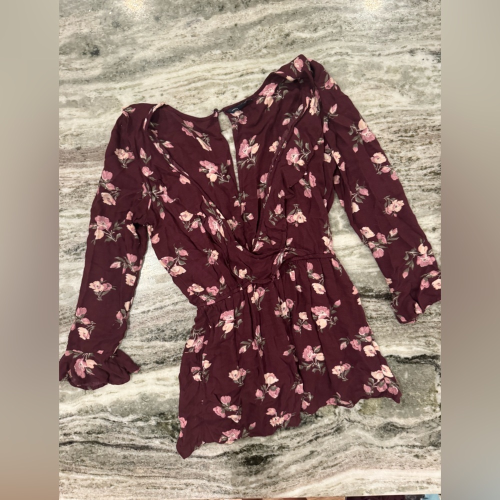 American Eagle Floral Blouse Medium